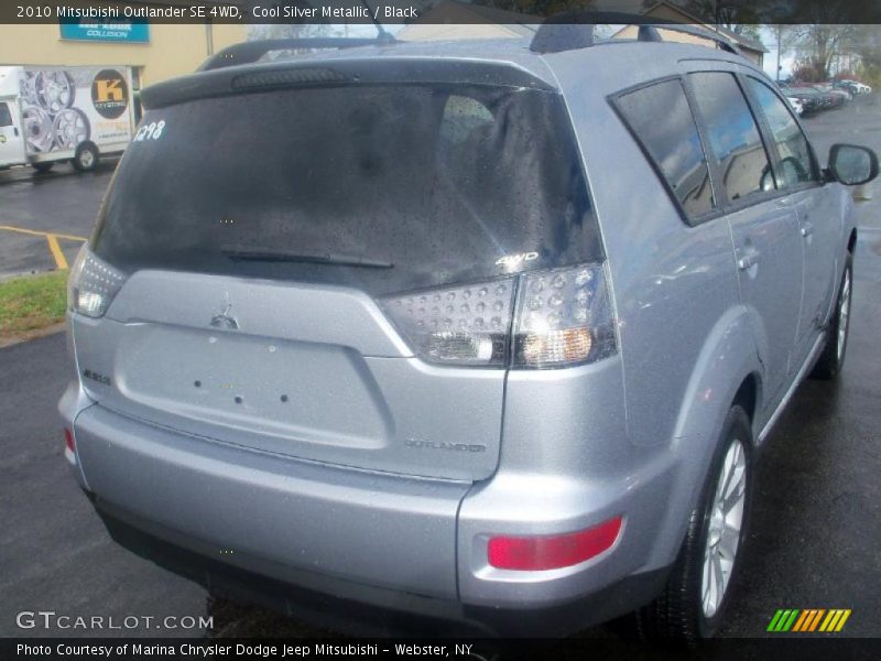 Cool Silver Metallic / Black 2010 Mitsubishi Outlander SE 4WD