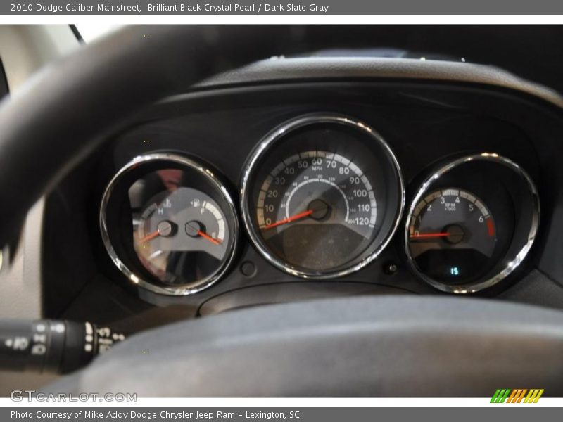 Brilliant Black Crystal Pearl / Dark Slate Gray 2010 Dodge Caliber Mainstreet