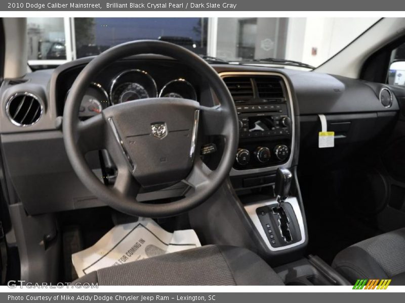 Brilliant Black Crystal Pearl / Dark Slate Gray 2010 Dodge Caliber Mainstreet