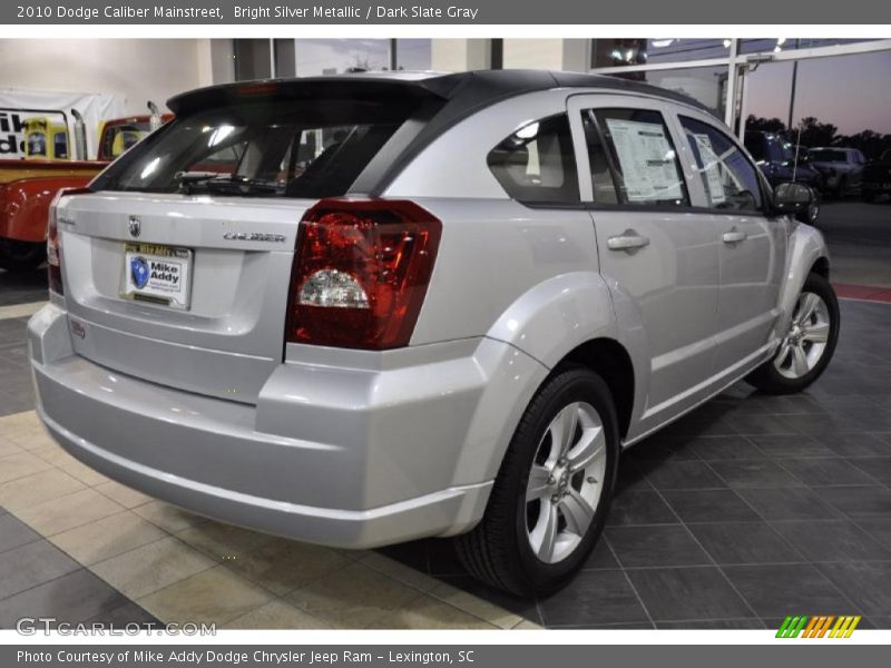 Bright Silver Metallic / Dark Slate Gray 2010 Dodge Caliber Mainstreet