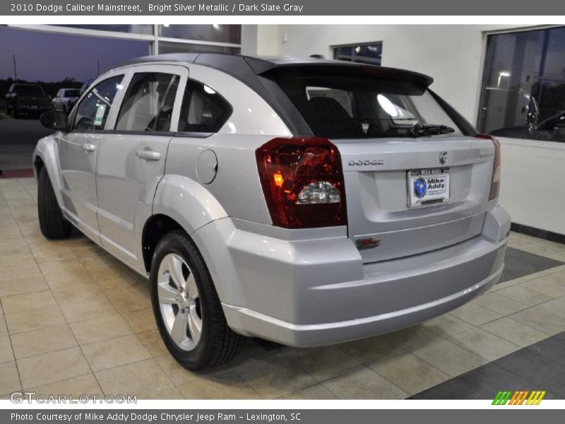Bright Silver Metallic / Dark Slate Gray 2010 Dodge Caliber Mainstreet