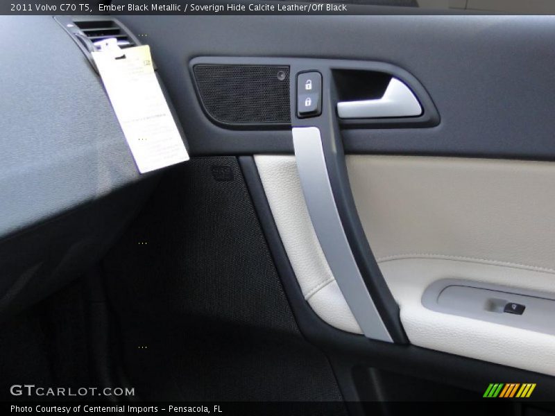 Ember Black Metallic / Soverign Hide Calcite Leather/Off Black 2011 Volvo C70 T5