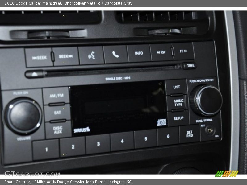 Bright Silver Metallic / Dark Slate Gray 2010 Dodge Caliber Mainstreet