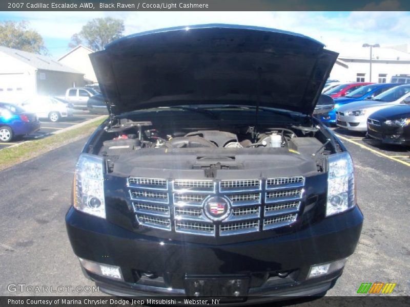 Black Raven / Cocoa/Light Cashmere 2007 Cadillac Escalade AWD