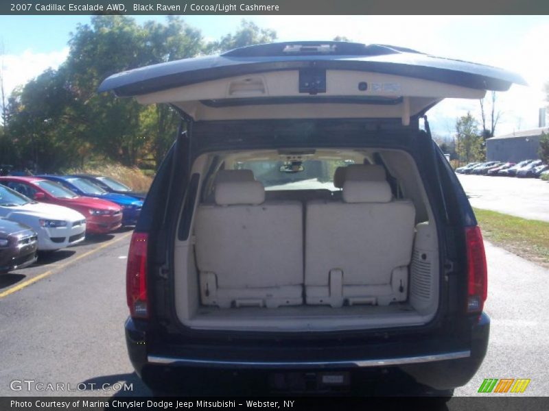 Black Raven / Cocoa/Light Cashmere 2007 Cadillac Escalade AWD