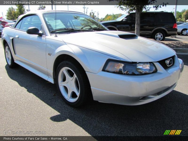 Front 3/4 View of 2001 Mustang GT Convertible
