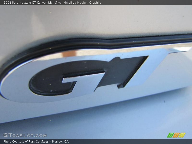  2001 Mustang GT Convertible Logo