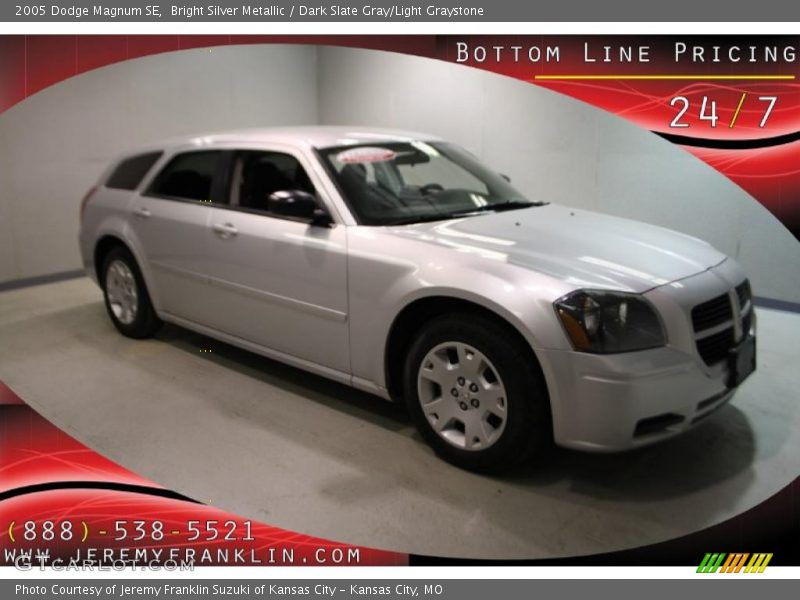 Bright Silver Metallic / Dark Slate Gray/Light Graystone 2005 Dodge Magnum SE