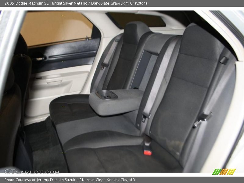 Bright Silver Metallic / Dark Slate Gray/Light Graystone 2005 Dodge Magnum SE