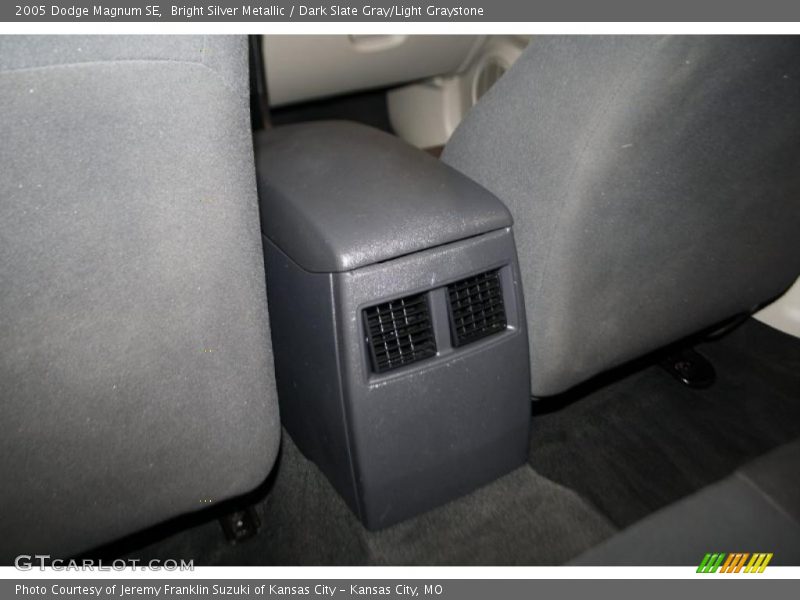 Bright Silver Metallic / Dark Slate Gray/Light Graystone 2005 Dodge Magnum SE