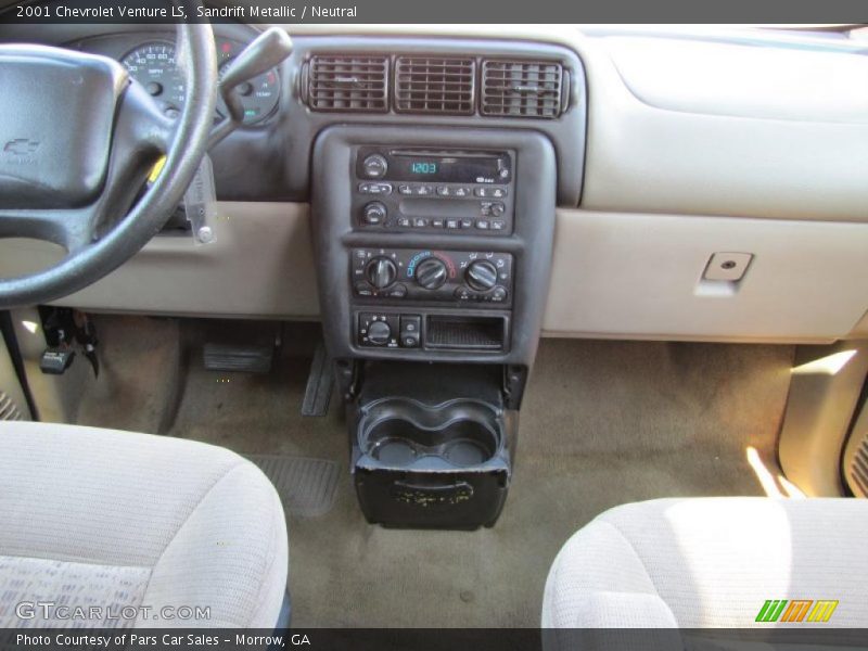 Dashboard of 2001 Venture LS