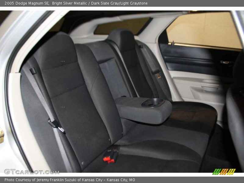 Bright Silver Metallic / Dark Slate Gray/Light Graystone 2005 Dodge Magnum SE