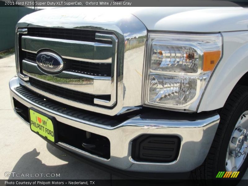 Oxford White / Steel Gray 2011 Ford F250 Super Duty XLT SuperCab