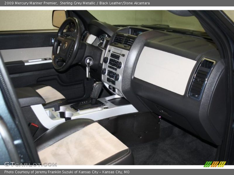 Sterling Grey Metallic / Black Leather/Stone Alcantara 2009 Mercury Mariner Premier