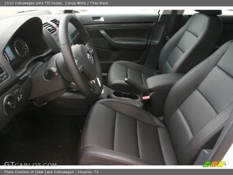 Candy White / Titan Black 2010 Volkswagen Jetta TDI Sedan