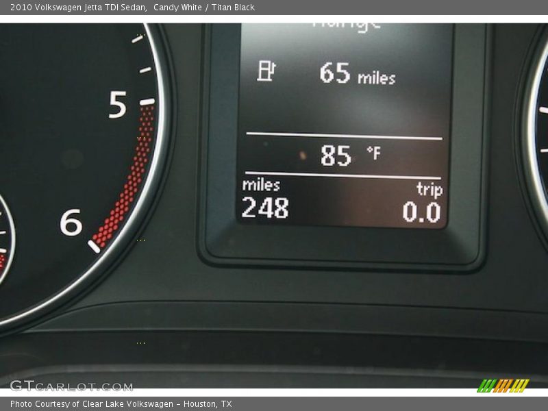 Candy White / Titan Black 2010 Volkswagen Jetta TDI Sedan