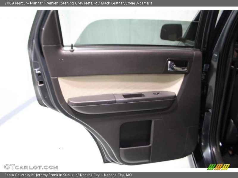 Sterling Grey Metallic / Black Leather/Stone Alcantara 2009 Mercury Mariner Premier