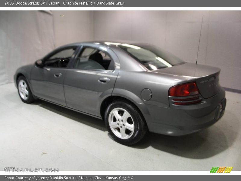 Graphite Metallic / Dark Slate Gray 2005 Dodge Stratus SXT Sedan