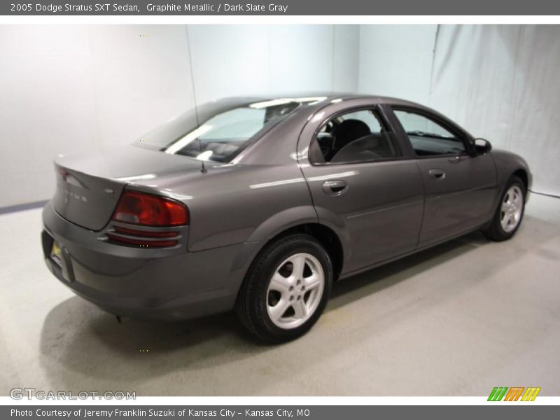 Graphite Metallic / Dark Slate Gray 2005 Dodge Stratus SXT Sedan