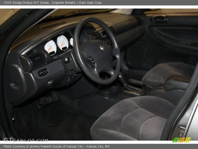Graphite Metallic / Dark Slate Gray 2005 Dodge Stratus SXT Sedan