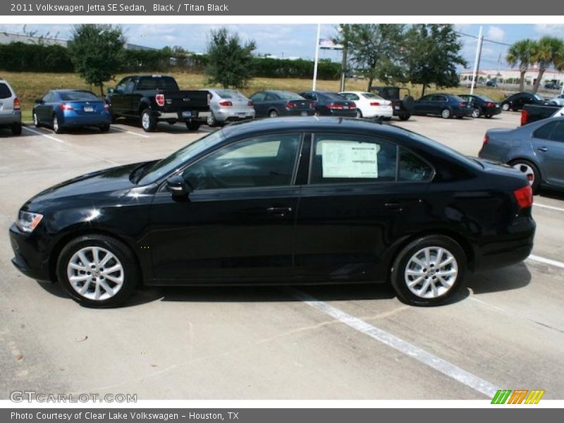 Black / Titan Black 2011 Volkswagen Jetta SE Sedan