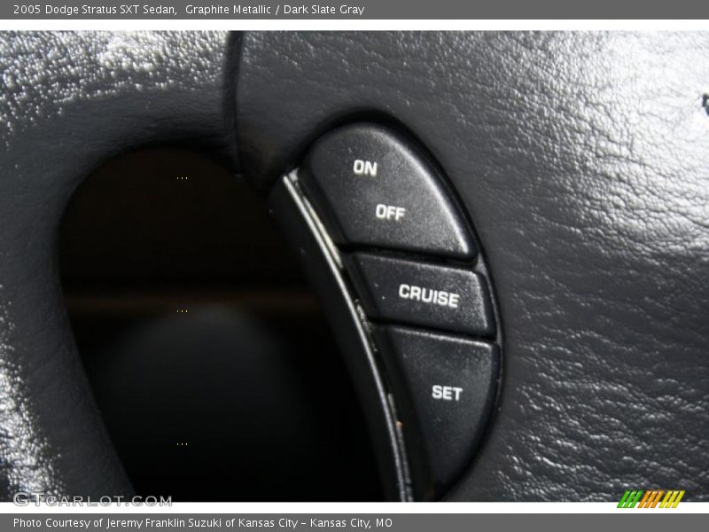 Graphite Metallic / Dark Slate Gray 2005 Dodge Stratus SXT Sedan