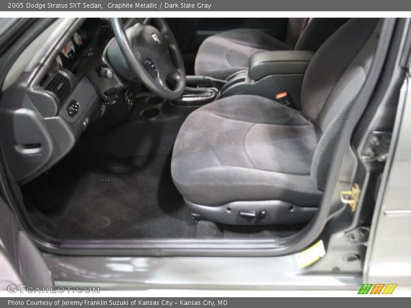 Graphite Metallic / Dark Slate Gray 2005 Dodge Stratus SXT Sedan
