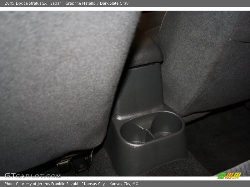 Graphite Metallic / Dark Slate Gray 2005 Dodge Stratus SXT Sedan