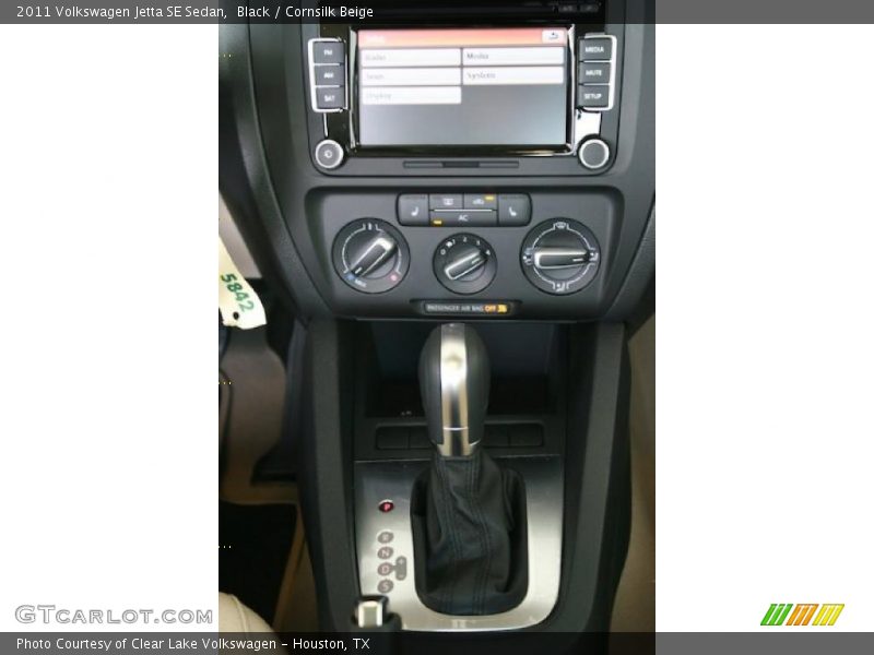  2011 Jetta SE Sedan 6 Speed Tiptronic Automatic Shifter