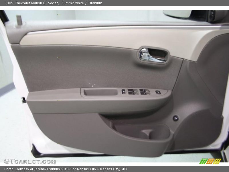 Summit White / Titanium 2009 Chevrolet Malibu LT Sedan