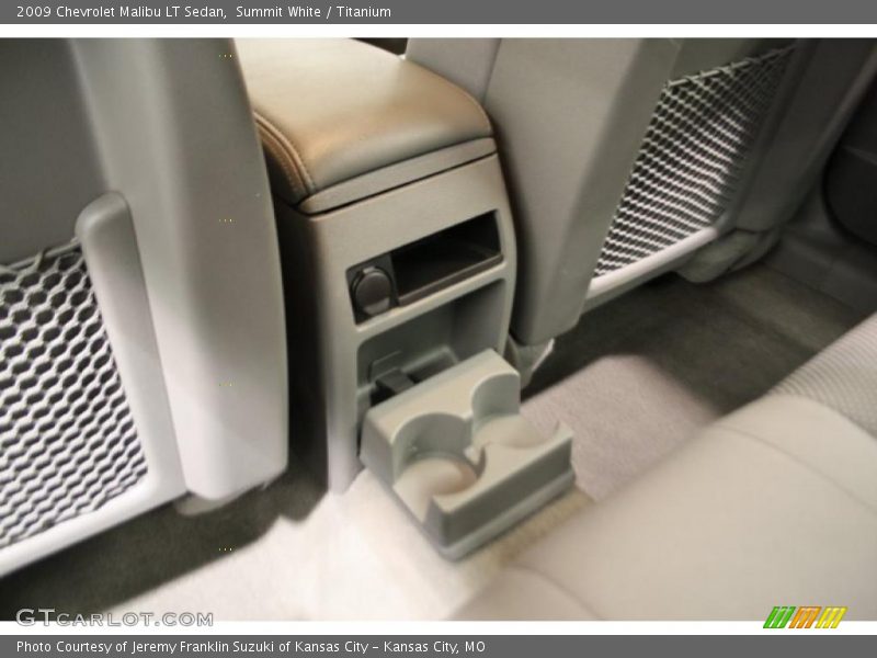Summit White / Titanium 2009 Chevrolet Malibu LT Sedan