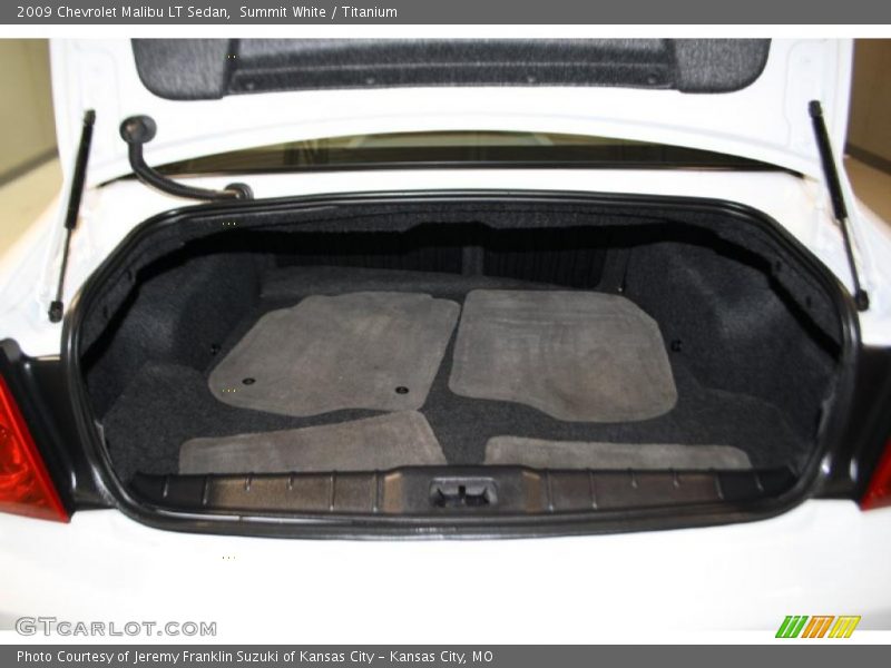 Summit White / Titanium 2009 Chevrolet Malibu LT Sedan