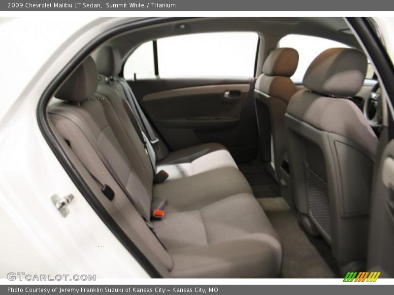 Summit White / Titanium 2009 Chevrolet Malibu LT Sedan