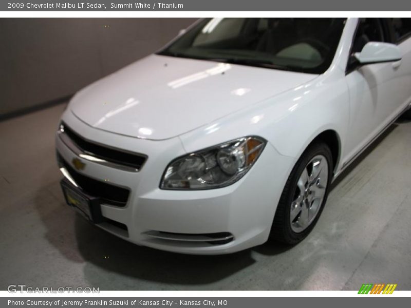 Summit White / Titanium 2009 Chevrolet Malibu LT Sedan