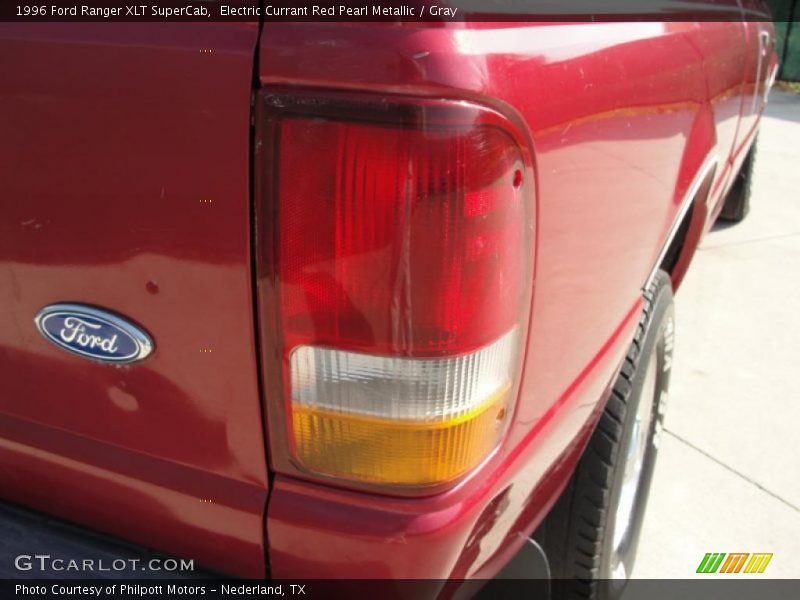 Electric Currant Red Pearl Metallic / Gray 1996 Ford Ranger XLT SuperCab