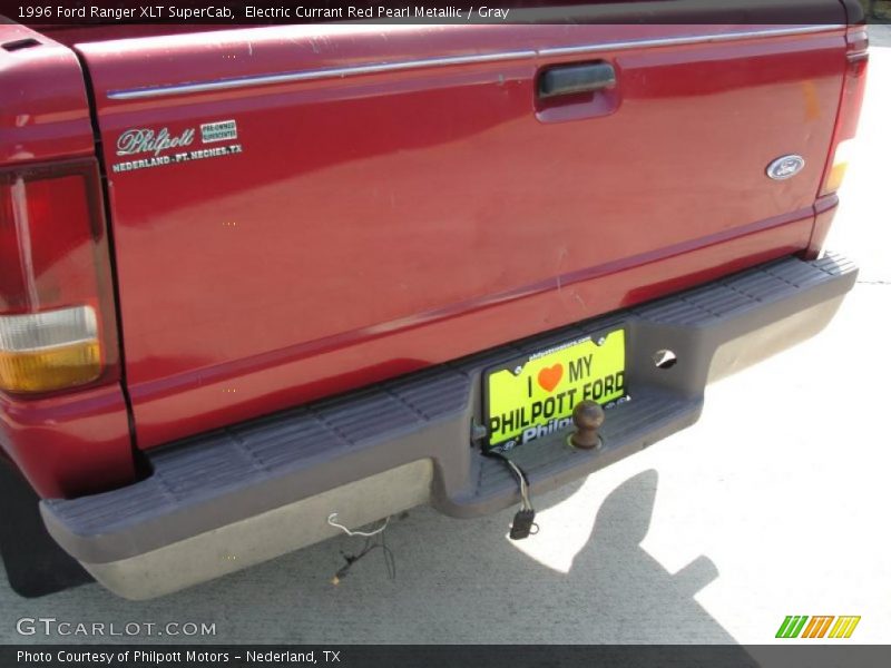 Electric Currant Red Pearl Metallic / Gray 1996 Ford Ranger XLT SuperCab