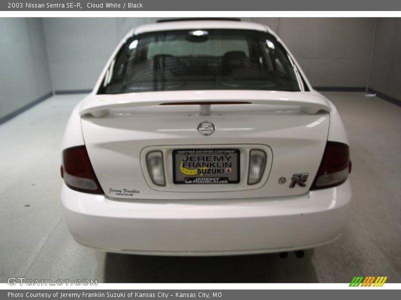 Cloud White / Black 2003 Nissan Sentra SE-R