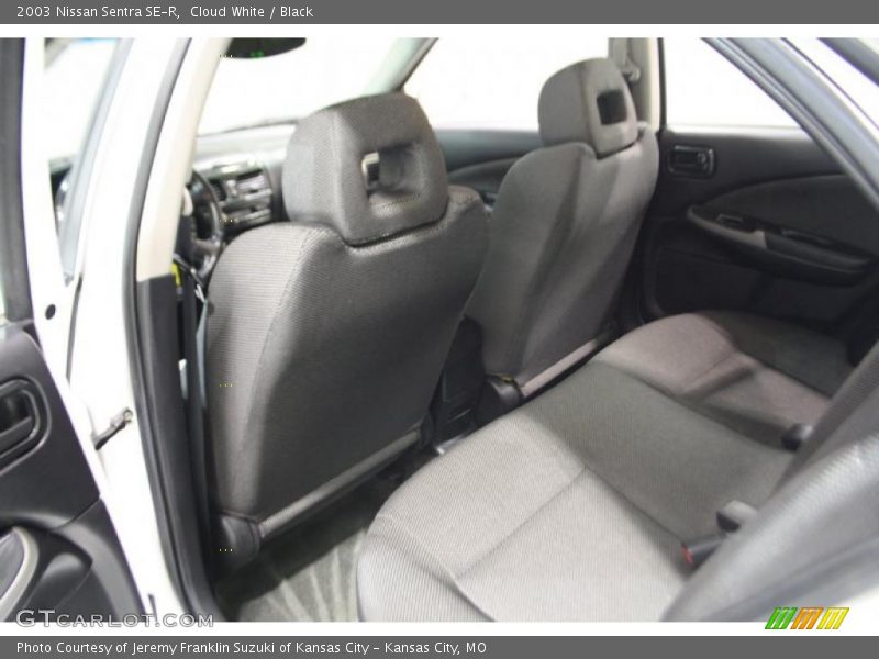 Cloud White / Black 2003 Nissan Sentra SE-R