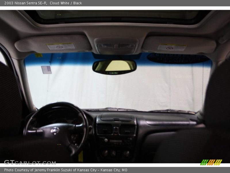 Cloud White / Black 2003 Nissan Sentra SE-R