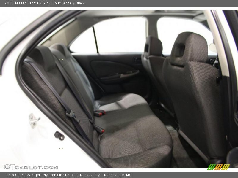 Cloud White / Black 2003 Nissan Sentra SE-R
