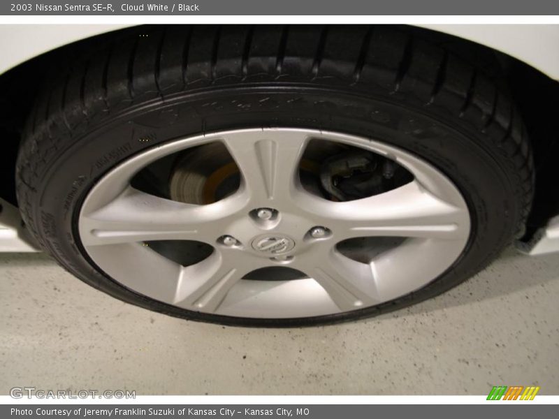 Cloud White / Black 2003 Nissan Sentra SE-R