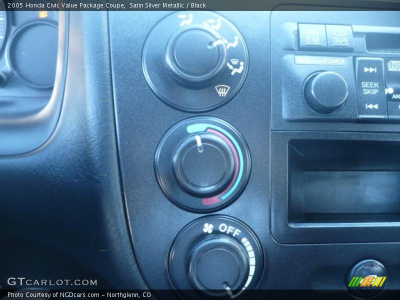 Satin Silver Metallic / Black 2005 Honda Civic Value Package Coupe