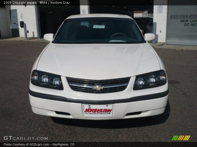 White / Medium Gray 2005 Chevrolet Impala