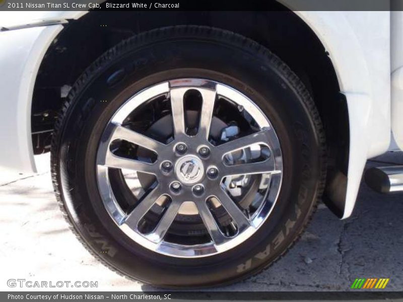 Blizzard White / Charcoal 2011 Nissan Titan SL Crew Cab