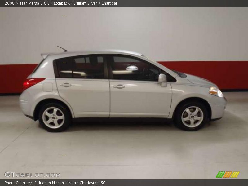  2008 Versa 1.8 S Hatchback Brilliant Silver