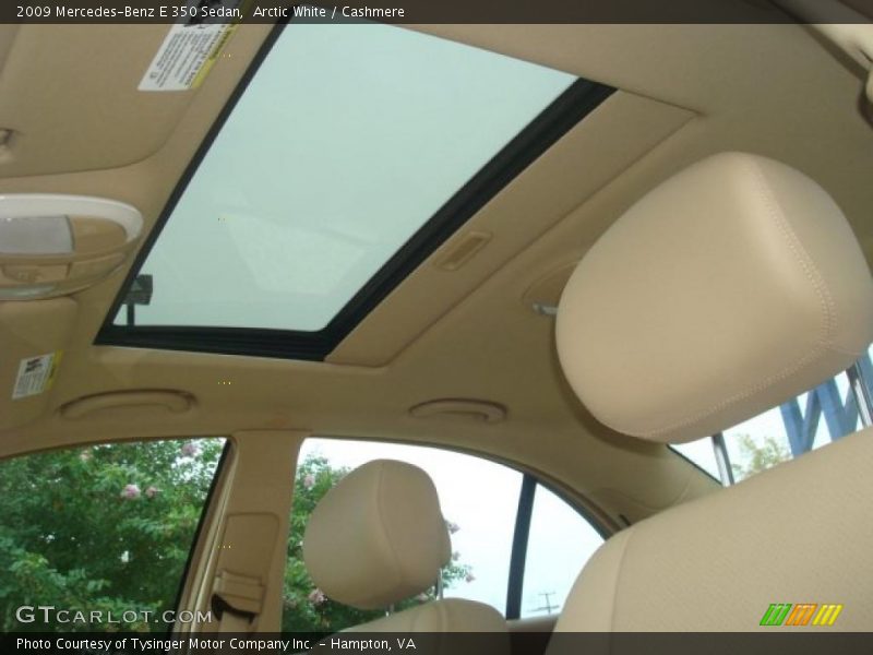 Arctic White / Cashmere 2009 Mercedes-Benz E 350 Sedan