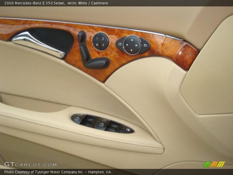 Arctic White / Cashmere 2009 Mercedes-Benz E 350 Sedan