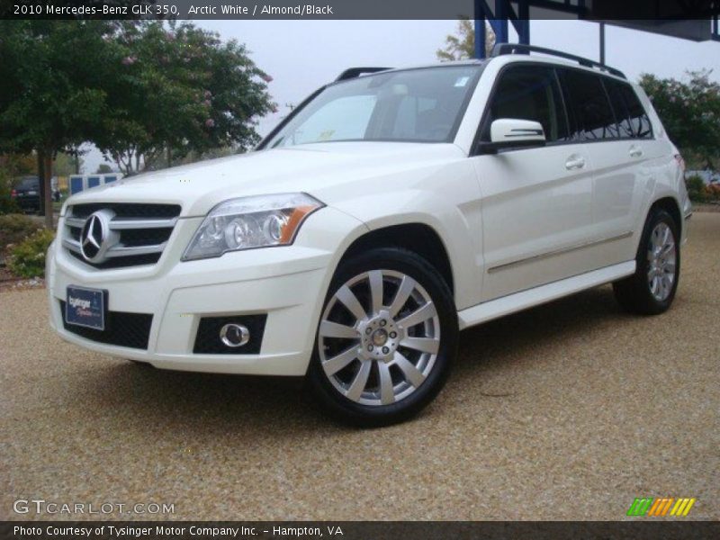 Front 3/4 View of 2010 GLK 350