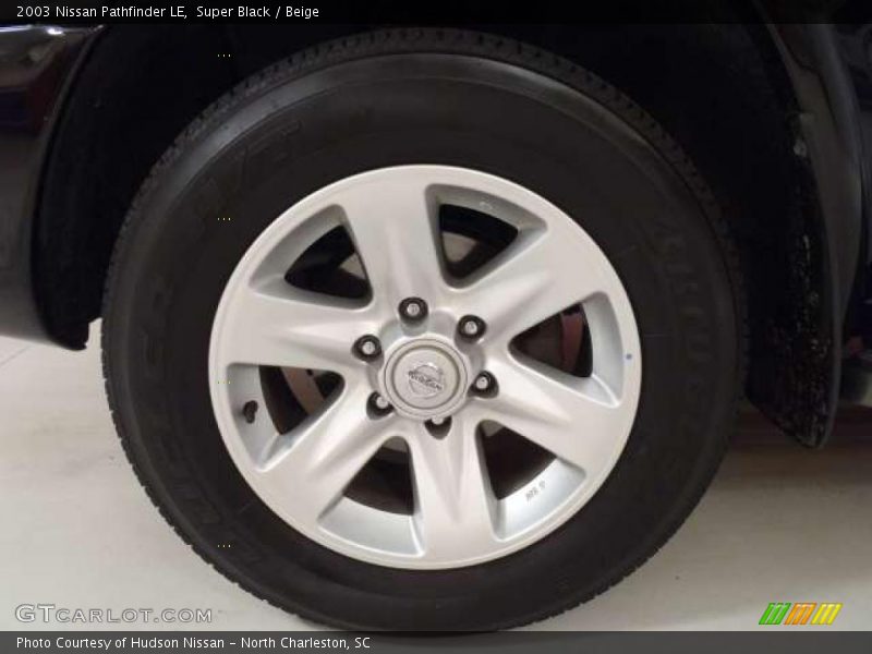  2003 Pathfinder LE Wheel