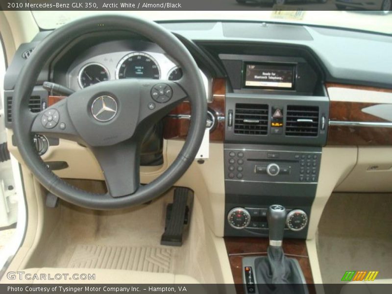 Arctic White / Almond/Black 2010 Mercedes-Benz GLK 350